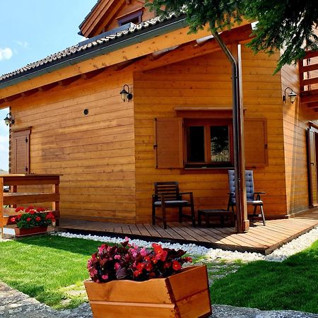 B&B Lo Chalet Di Ocre San Felice d'Ocre Exterior foto